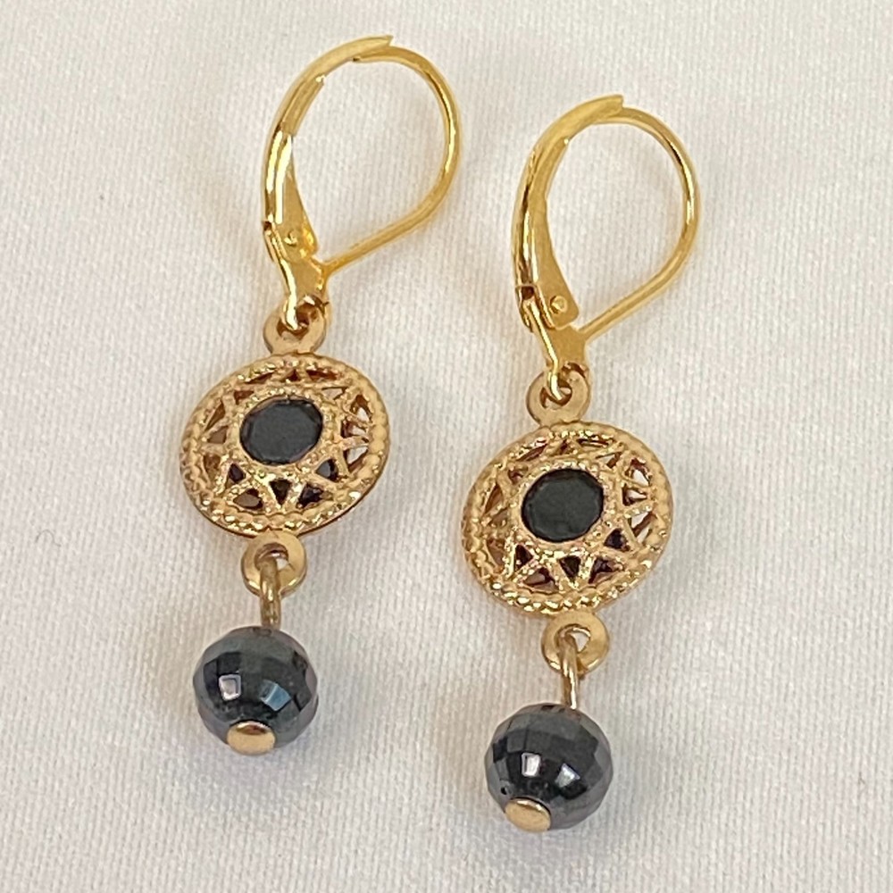 💎Black Stone Gold Tone Filagree Drop Earrings Lever Back Vintage